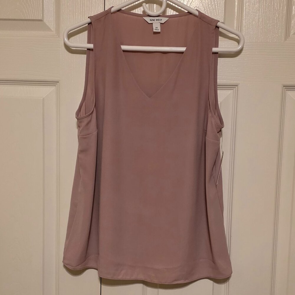 Nine West V Neck Shell